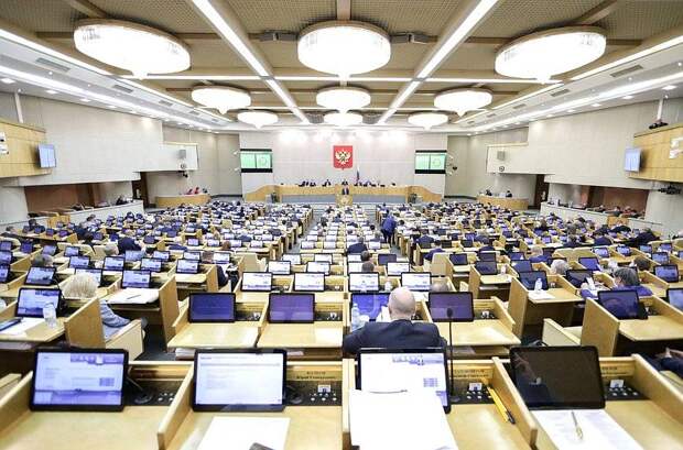 Депутаты стали чаще пропускать голосования Депутаты стали чаще пропускать голосования