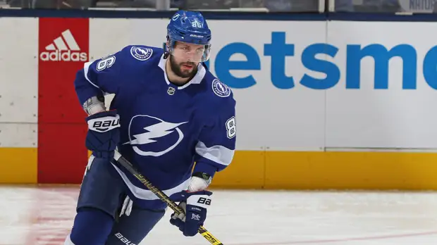 Кучеров вошёл в число претендентов на приз лучшему игроку сезона в НХЛ