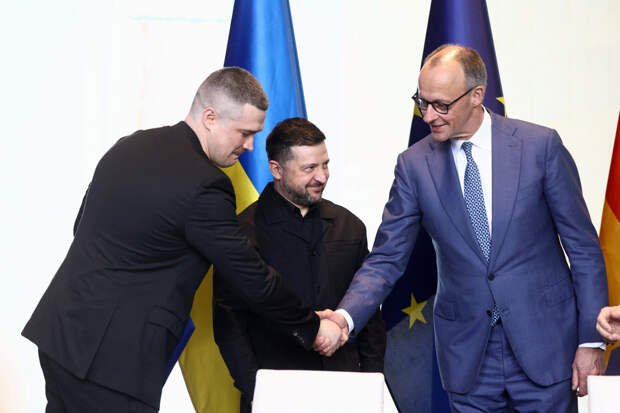 Глава Минобороны Украины раскрыл подробности «мегасделки» с Германией