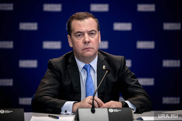 Биографы Медведева назвали его главную ошибку на посту президента