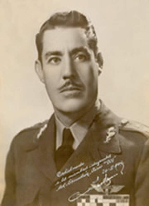 Антонио Карденас Родригес — командир Мексиканских экспедиционных ВВС