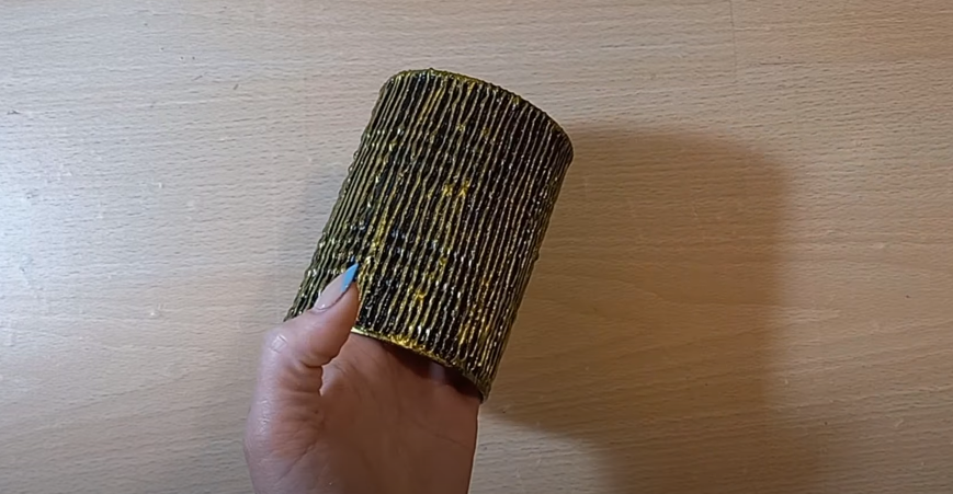 Люблю делать из ненужных вещей нужные.