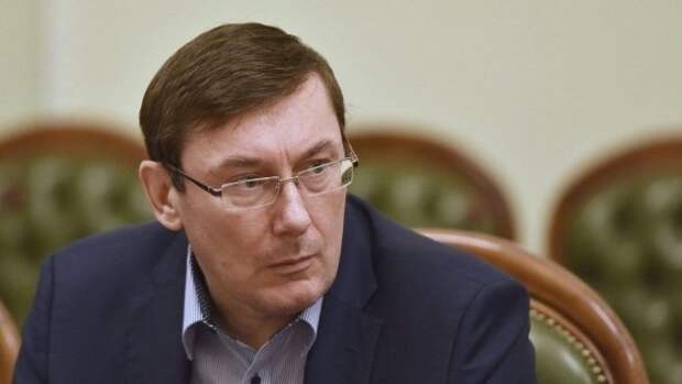 Луценко: Россия начала третью волну оккупации Украины 