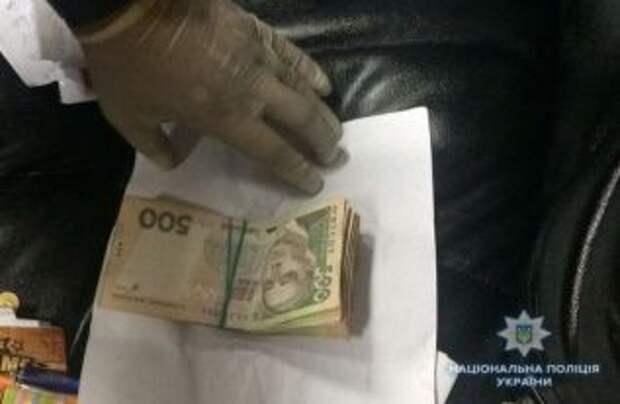 Главный инспектор строительного надзора был пойман на взятке