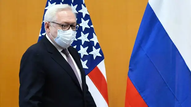 Рябков: НАТО должно сделать шаг навстречу предложениям России по гарантиям безопасности