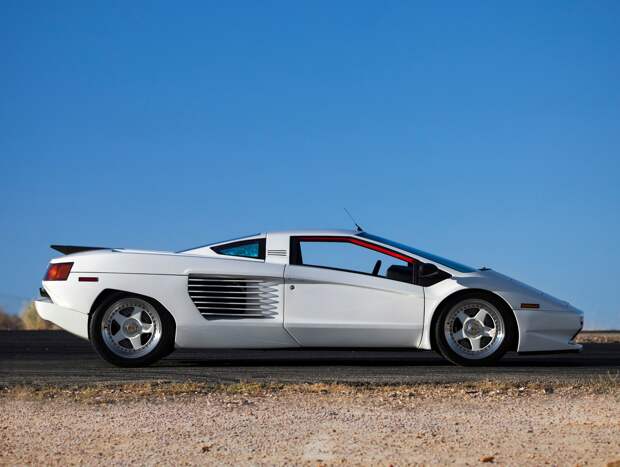 Cizeta-Moroder V16T — итальянский 16-цилиндровый суперкар