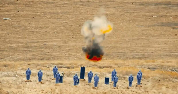 Турция показала налёт роя дронов KARGU на условное отделение пехоты