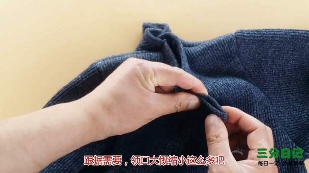 Как самостоятельно сузить вырез горловины свитера