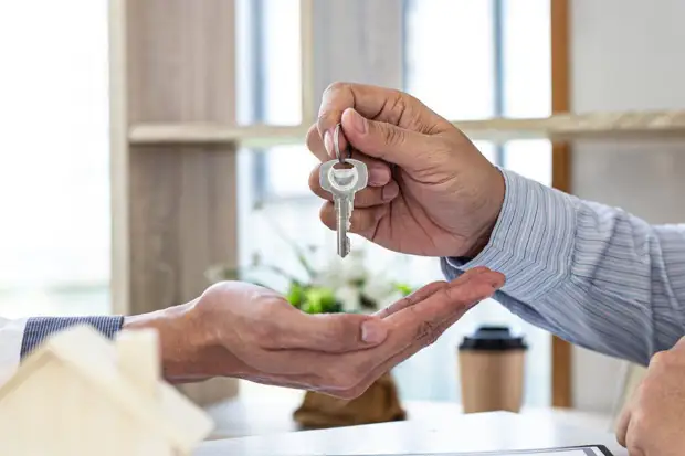 Молодым IT-специалистам в России пообещали льготную ипотеку и отсрочку от армии