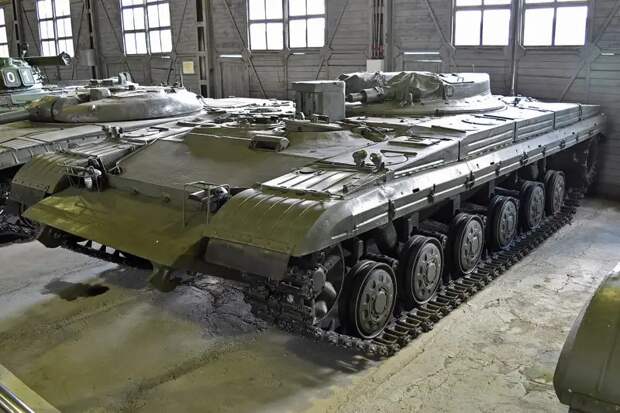 <b>Конструктор Жозеф Котин: «Башенные танки изжили свой век»</b
