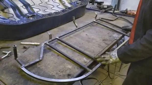 Диван в гараж своими руками