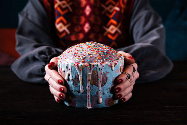 Кипшидзе: куличи по 100 тысяч рублей разобщают православных верующих на Пасху