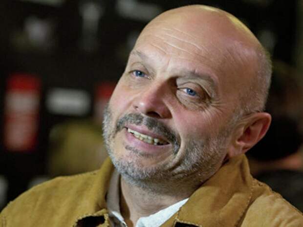 Основатель группы “Звуки Му” Александр Липницкий утонул, переходя замерзшую реку на лыжах (ФОТО)