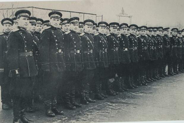 2. Созданы 1 мая 1935 года подразделения милиции по охране общественного порядка в метрополитене 1 мая, СССР, демонстрация, интересно, исторические фото
