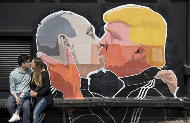 Как Дональд Трамп подлизывался к Владимиру Путину