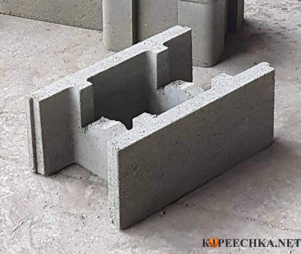 Несъемная опалубка шириной 300мм, длина 500мм, высота 200мм в Донецке - 230 руб