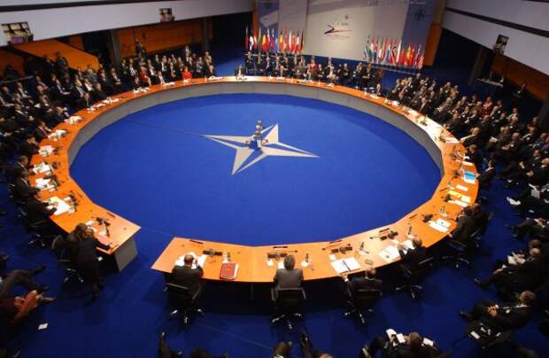 НАТО и Междуморье: что общего у этих альянсов?