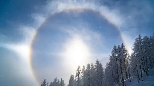 Синоптик Ильин рассказал, как образуется гало