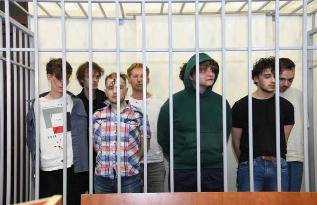 «Дело айтишников» в Азербайджане: своих (не) бросаем?