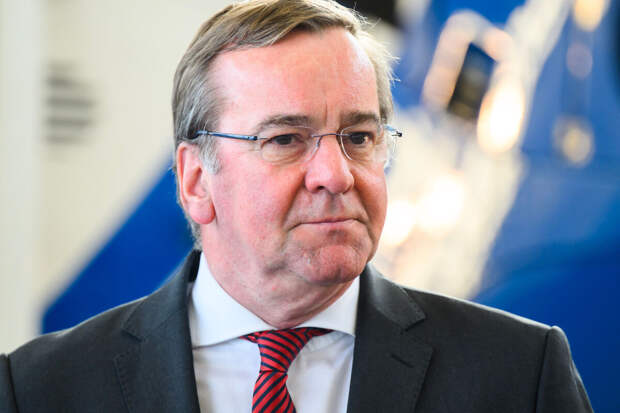 Писториус: свитер Лаврова с надписью "СССР" является вызовом всему миру и США