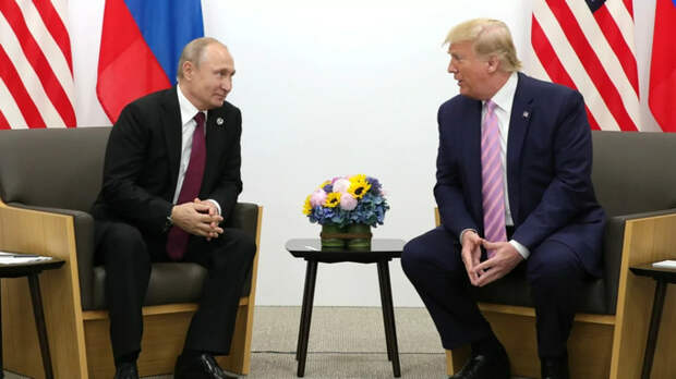 Белый дом назвал время встречи Путина и Трампа на Аляске