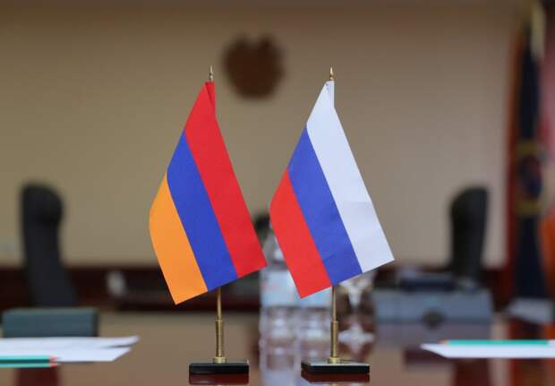 Галузин: Армения стала избегать контактов с РФ по линии МИД и МО