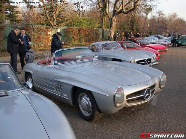 Парижская тусовка Cars & Coffee (36 фото+видео)