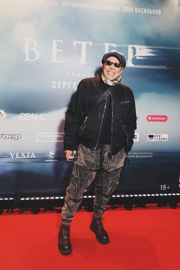 Русское ненастье: Ирина Розанова, Алёна Бабенко и Гарик Сукачёв