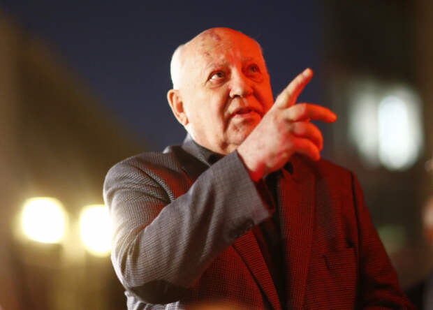 Горбачев: Мир подошел к опасной черте Горбачев: Мир подошел к опасной черте