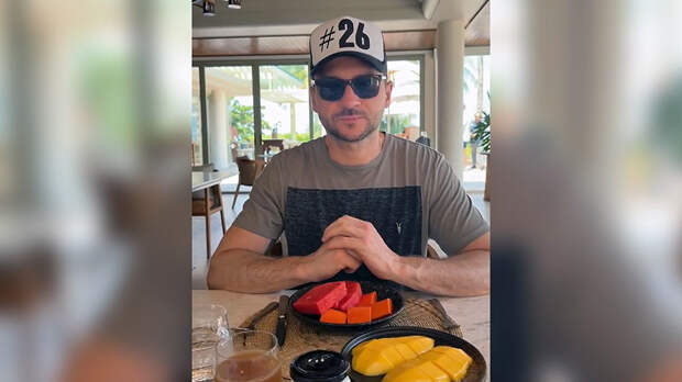 Сын подставил Сергея Лазарева, у Полины Дибровой была толпа поклонников, Оксана Самойлова купила робота