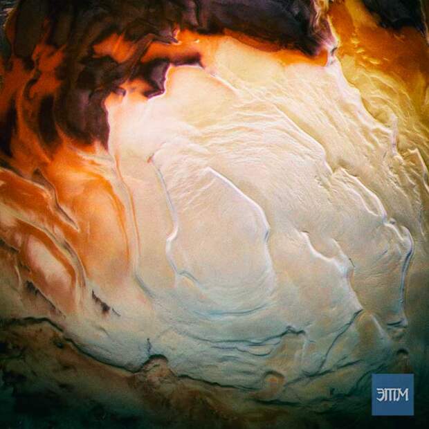 Сверкающие “озера” под южным полюсом Марса могут быть чем-то совсем другим