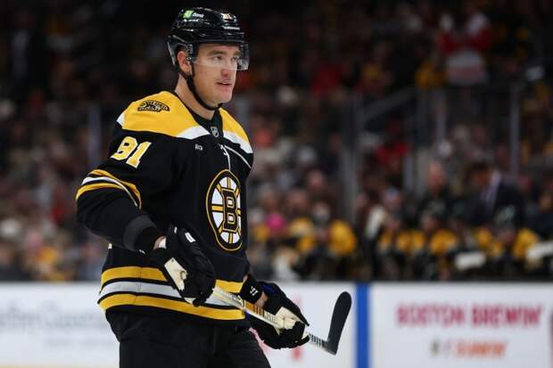 Задоров спровоцировал массовую потасовку в концовке матча «Бостон» — «Баффало»