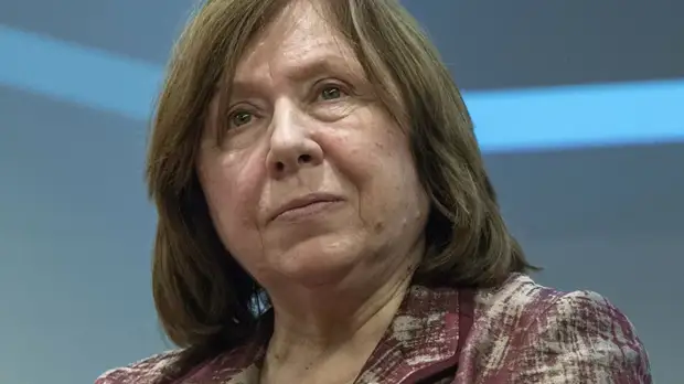 Нобелевский лауреат Алексиевич пришла на допрос в СК Белоруссии