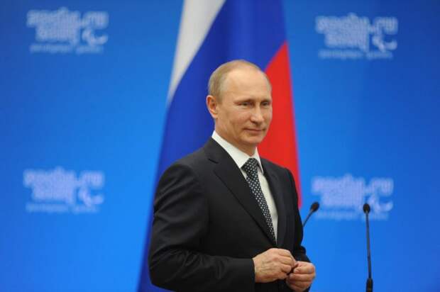 «Проклятый Путин» похоронил экономику Латвии