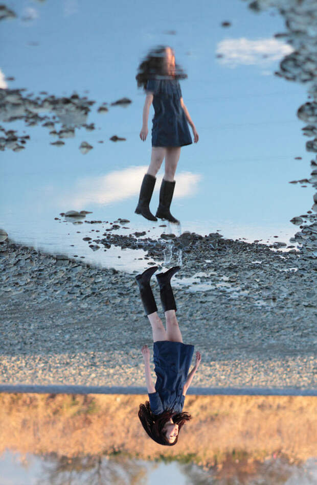 amazing-reflections-optical-illusions-37-5836d9316998a__700