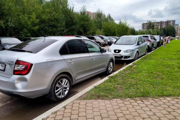 Владельцам старых автомобилей хотят вернуть обязательный техосмотр