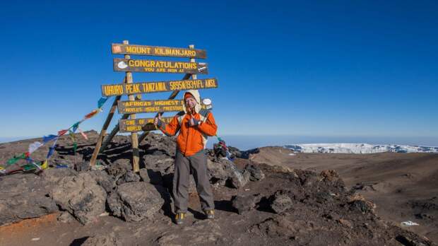 Путь к вершине Килиманджаро был непростым/ из личного архива
