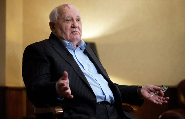 Горбачев отверг критику Путина в свой адрес по поводу договоренностей с НАТО