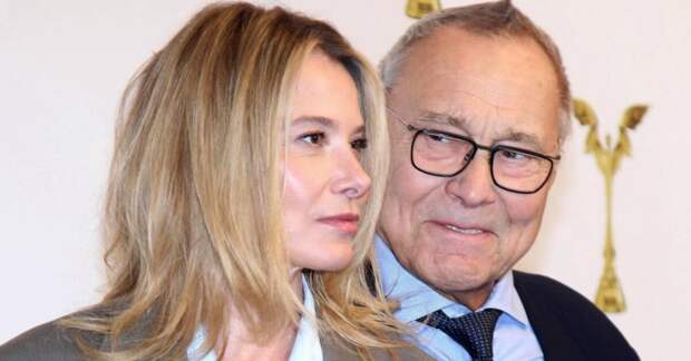 36 лет разницы и четыре брака: как Юлия Высоцкая «заставила» Андрея Кончаловского отказаться от привычки жениться