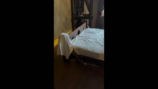 Мужик приехал из Владивостока и заселился в одной из гостиниц Москвы