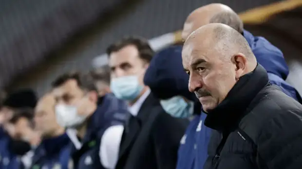 Черчесов высказался о возможной вакцинации футболистов сборной России