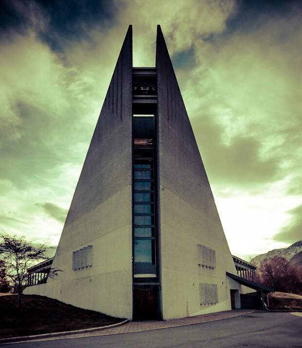 50. Церковь Brattvåg Church, Норвегия Красивые здания, архитектура, в мире, здания, интересное, красиво, подборка, фото