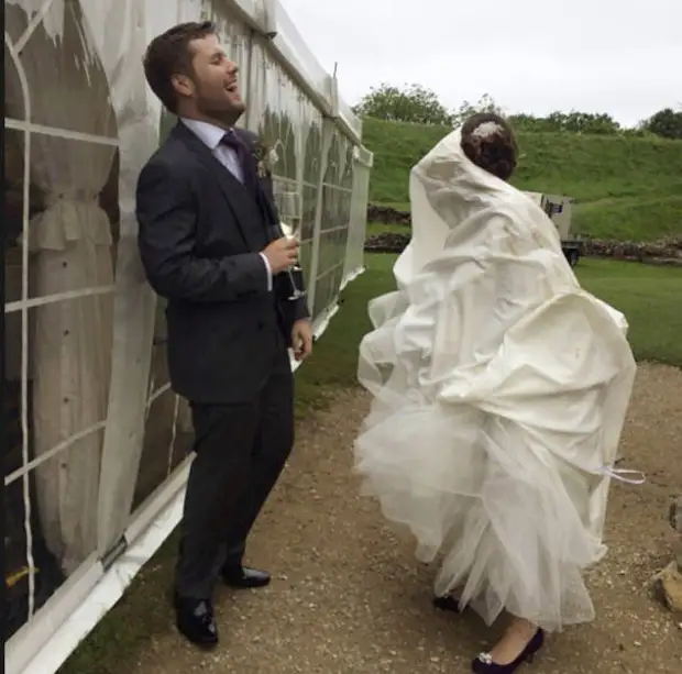 6 курьезных фото со свадьб, которые никто не отважится оставить в торжественном альбоме