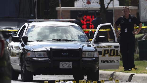 Калифорнийский стрелок заложил бомбы на вокзале, где убил восемь человек