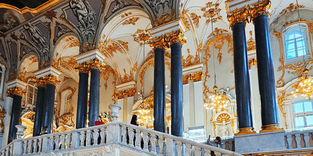 Старший вице-президент Сбера Владислав Крейнин — о Петербурге, в котором он вырос