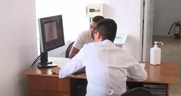 Жилье и подъемные: Как в Карагандинской области решают проблему нехватки медиков