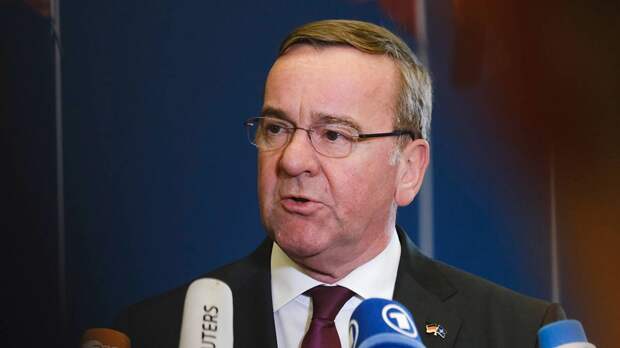 Министр обороны Германии Писториус допустил войну НАТО с РФ до 2029 года