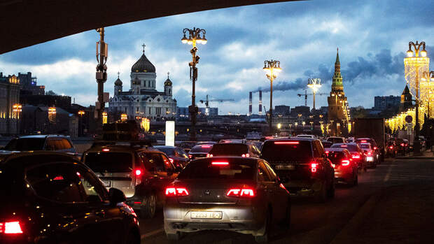 В центре Москвы 29 апреля перекроют движение на нескольких набережных
