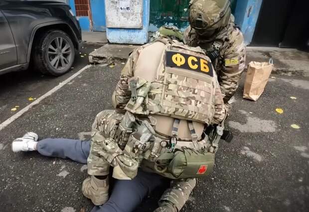 ФСБ задержала работника администрации Мариуполя за передачу Киеву данных о ВС РФ