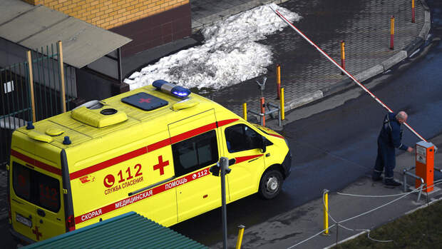 В Татарстане девочка оказалась в реанимации после падения на спортплощадке